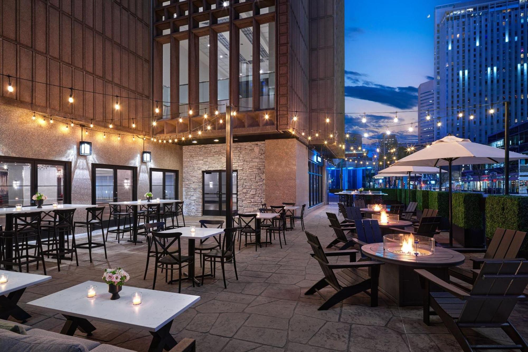 Sheraton Denver Downtown Hotel Екстериор снимка