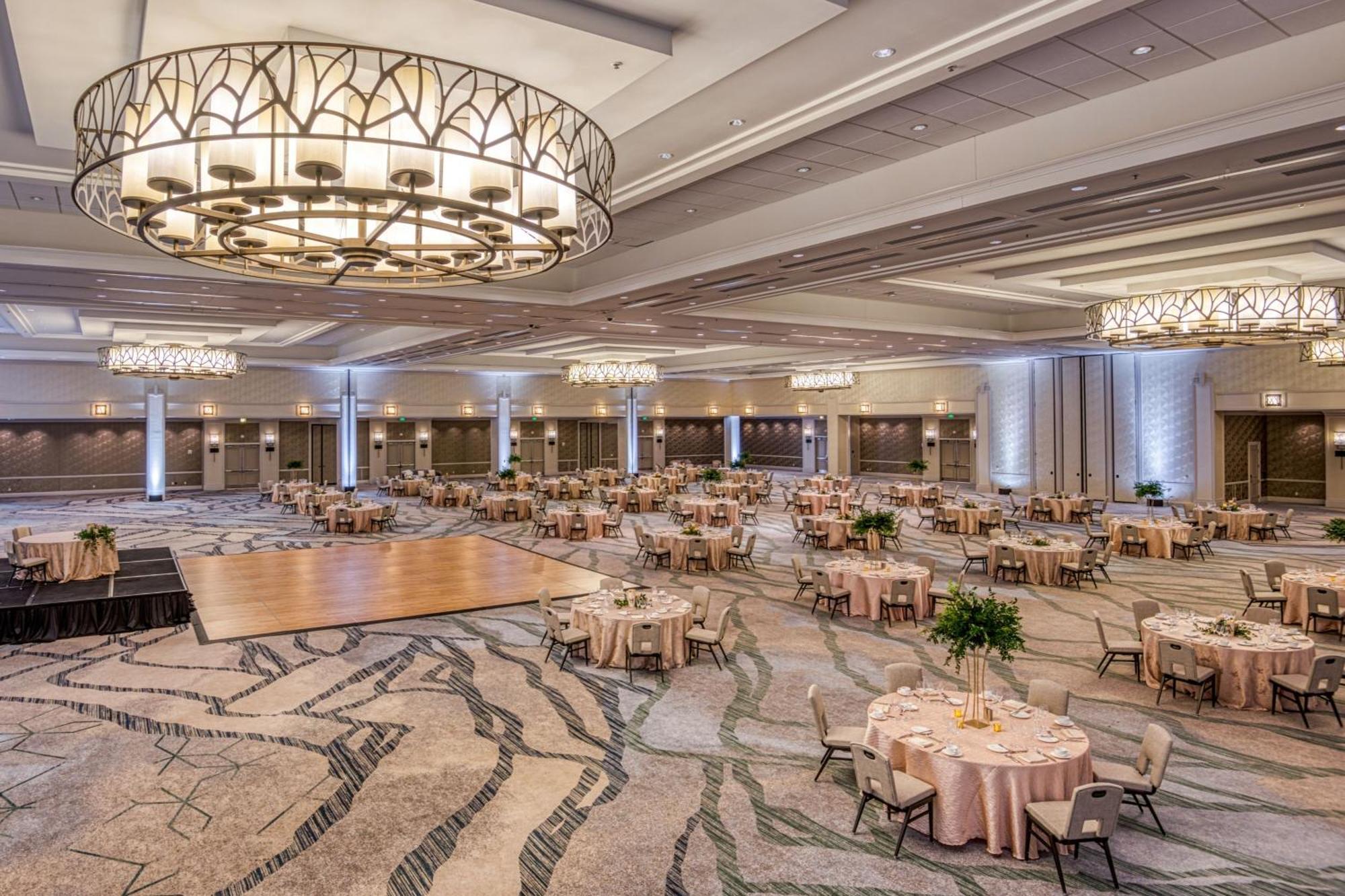 Sheraton Denver Downtown Hotel Екстериор снимка